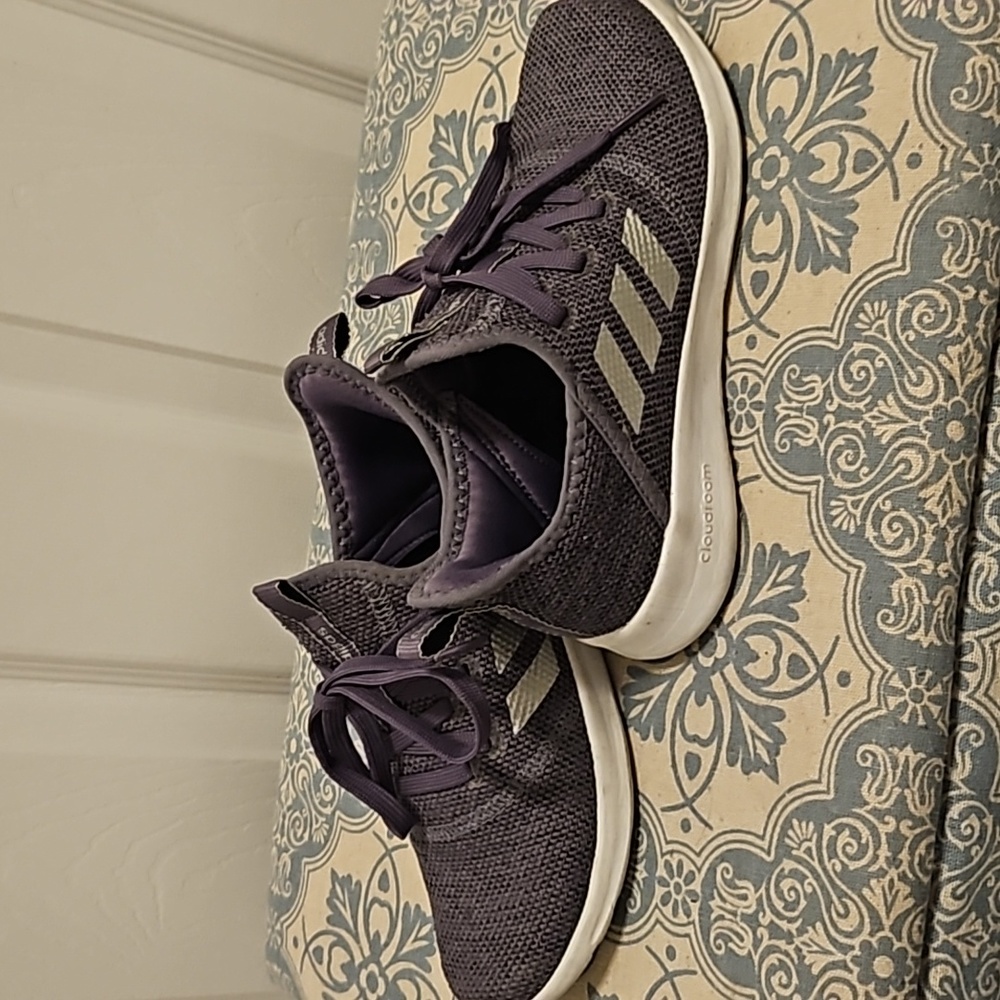 💯 Auth Adidas Girls cloud foam purple silver US3